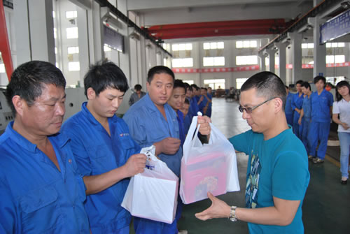 �����hί��ӛ�������L����ο���������aһ���T��