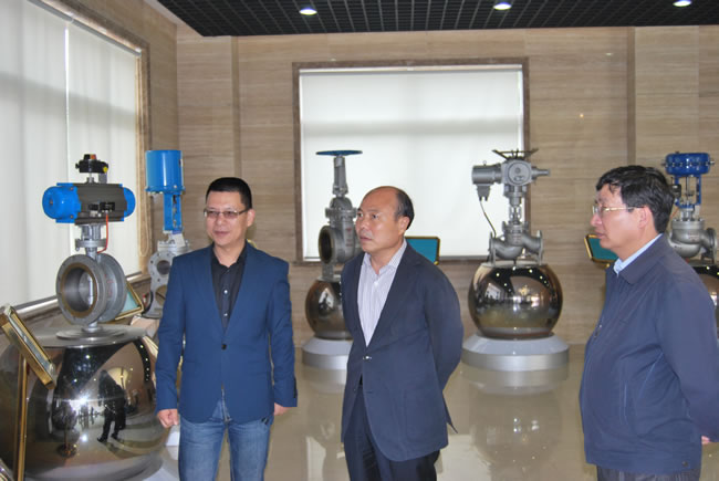 �콨�����^(q��)�L(zh��ng)��������(sh��)ӛ���^(gu��n)�����a(ch��n)Ʒչʾ�d