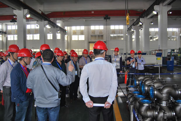 �Ϻ������y�T�S���F(tu��n)ȫ����(y��u)�㽛(j��ng)�N����Մ���������텢�^��˾���a(ch��n)�ӹ�܇�g���D 5��