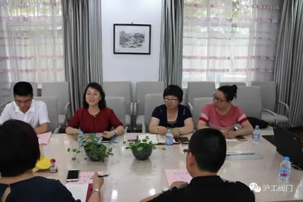 �Aͤ�(zh��n)�hίί�T���(zh��n)���(hu��)�����hί����ӛ�O��ϼ