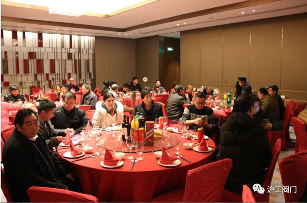 �����y�T����g��һ���䘷���ڣ��D9��