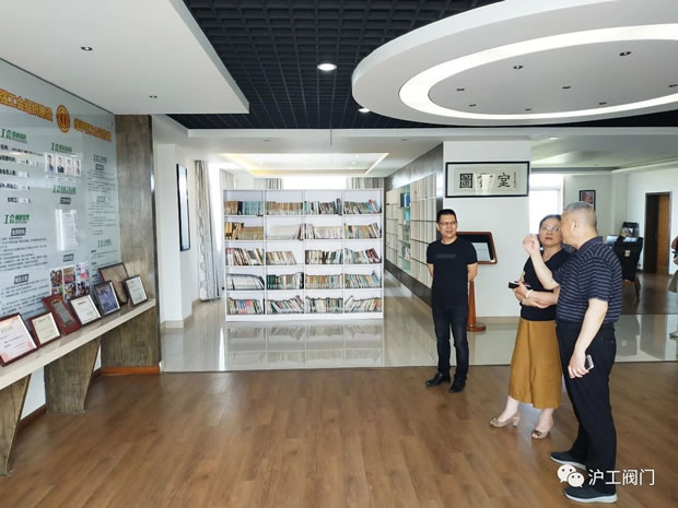 �Aͤ�(zh��n)�hί����ӛf����������ϯ�ο������Lο����˾���D1��