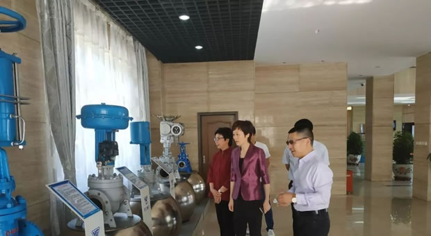 �Ϻ��мζ��^(q��)ί��ί�����^(q��)�L���������^��˾չʾ�d